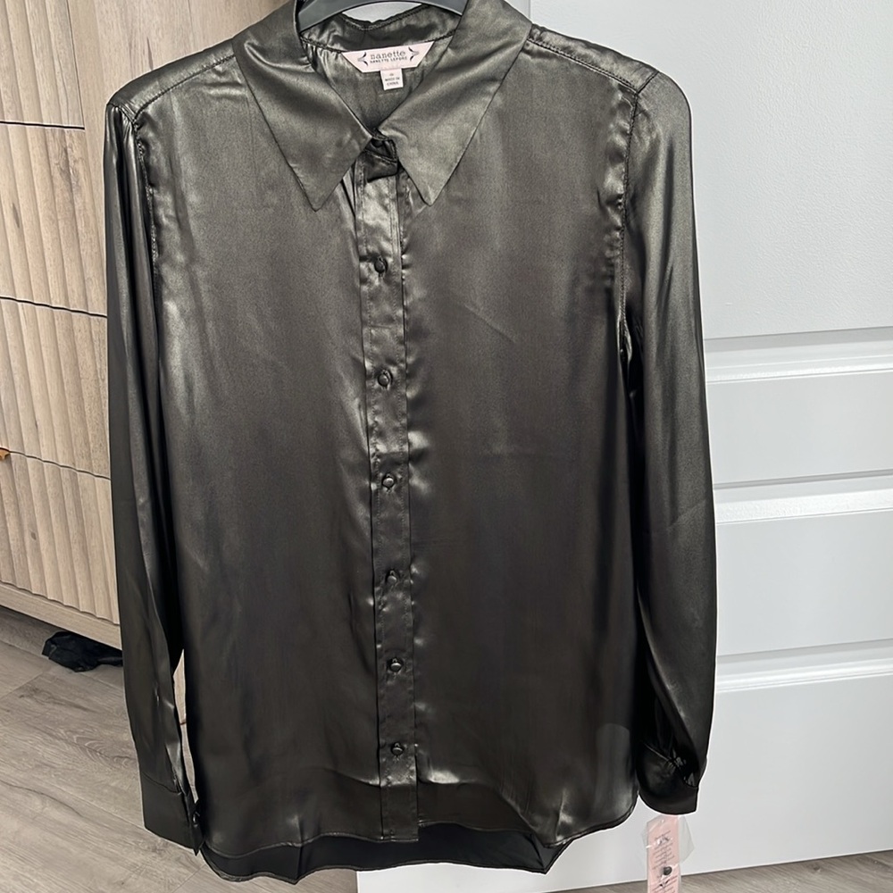 NWT Nanette Lepore Silver Blouse with Lustrous Finish